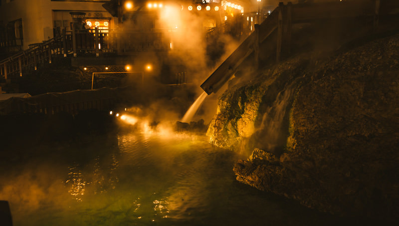 石和名湯館 糸柳